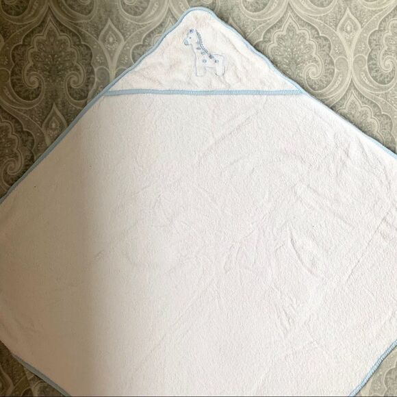 Linea Casa Baby Towel  - Picture 2 of 2